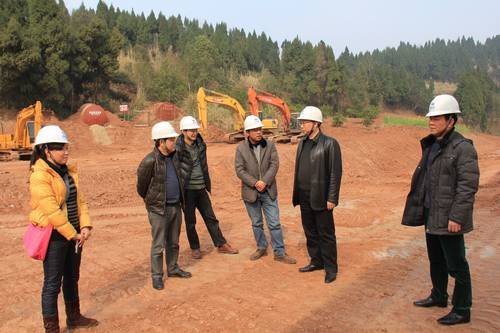 代勇、王裕明春節前夕到四處慰問一線干部職工